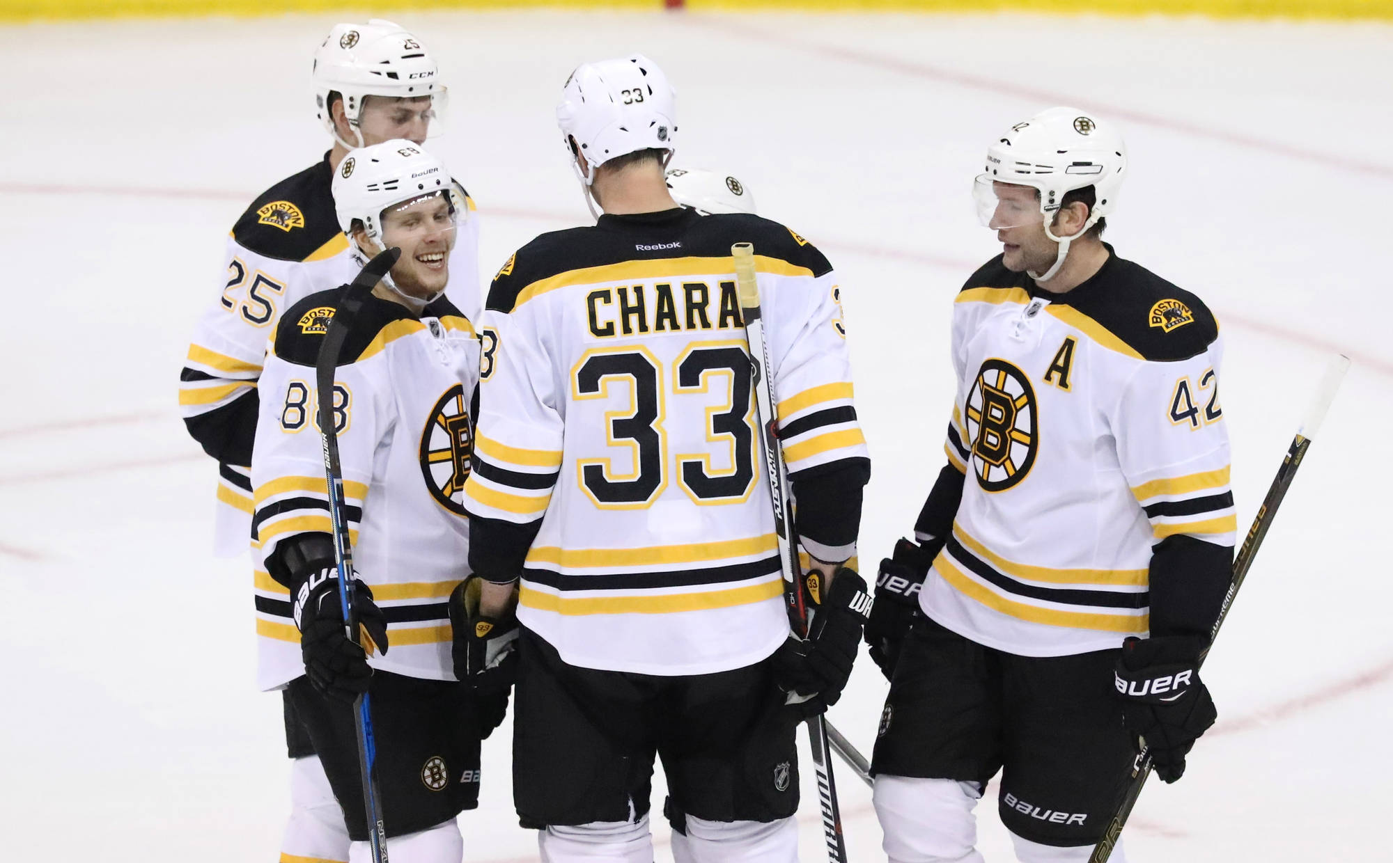 David Pastrnak Off to a Strong Start for Bruins