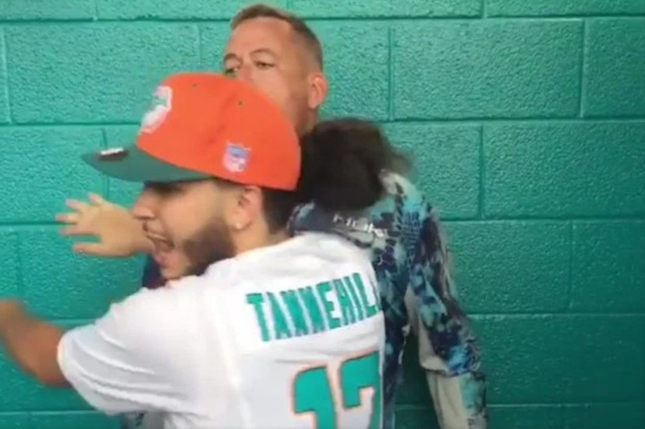(VIDEO): Ryan Tannehill Fan Breaks Up Fight In Bathroom At Dolphins Game