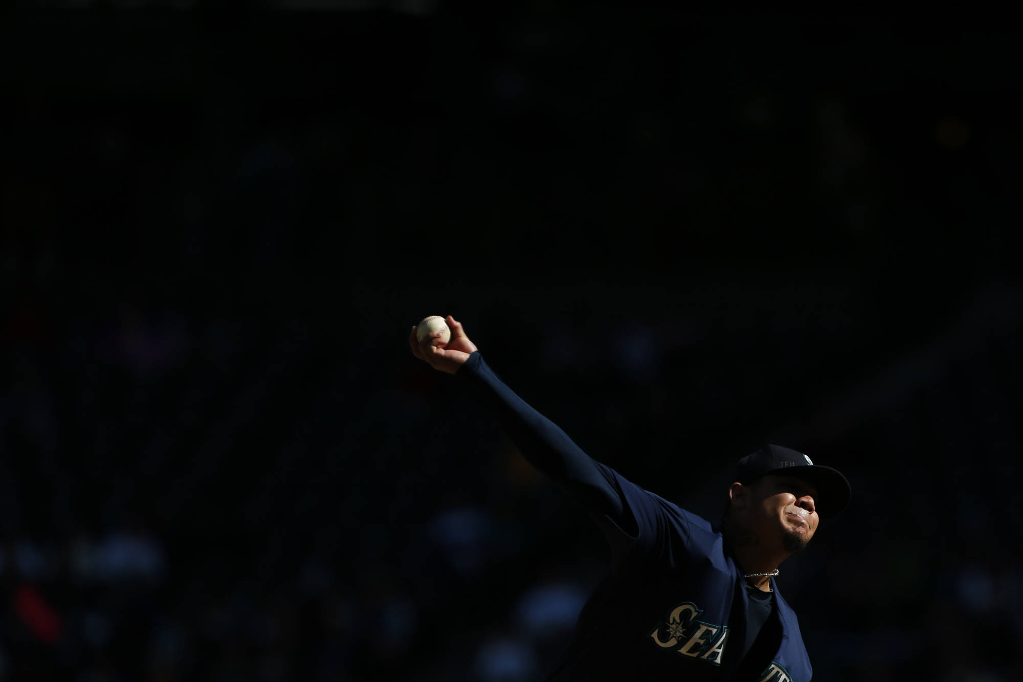 Oakland jumps on Felix, Mariners early in final game of 2016