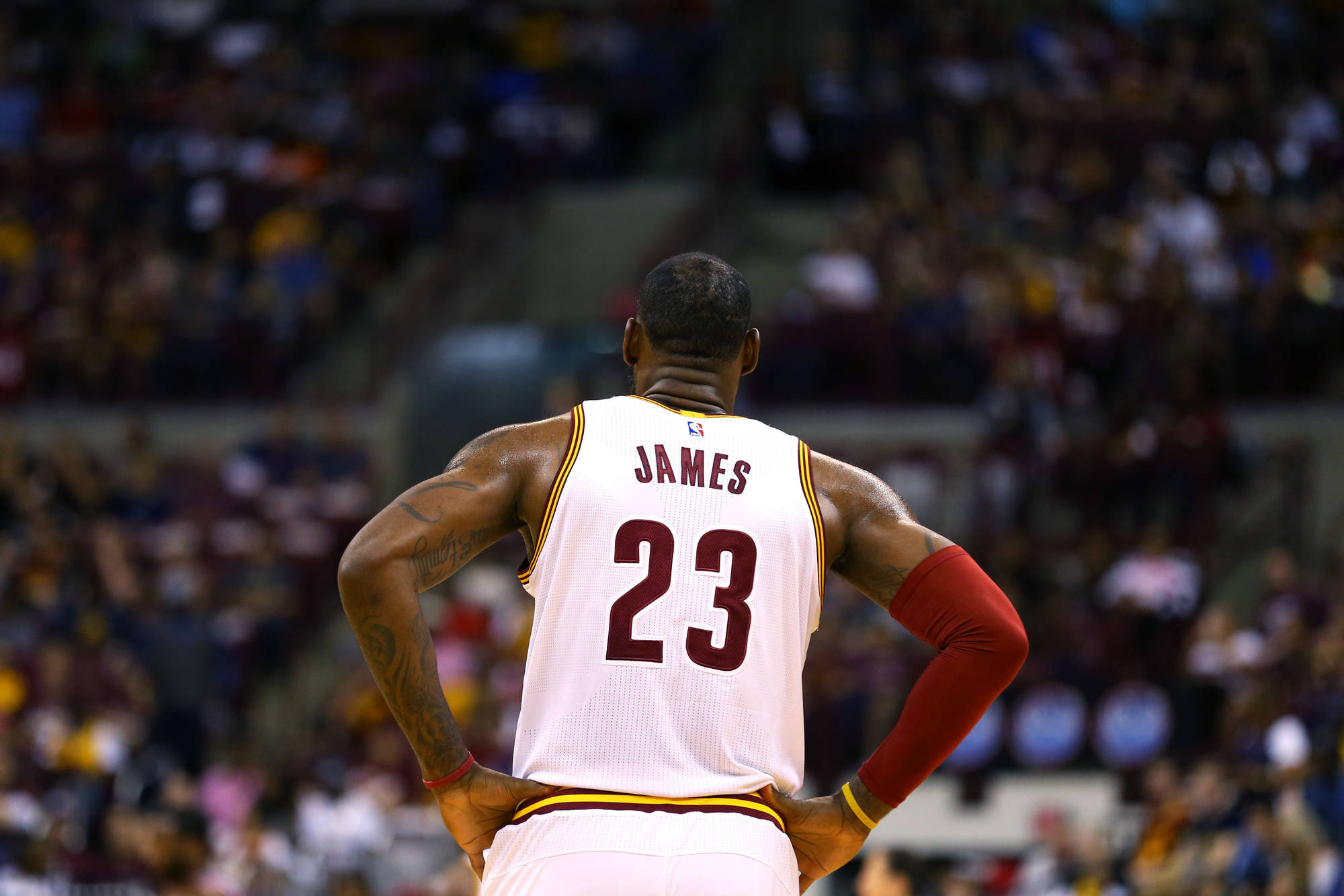 The MVP Race: LeBron James or Kawhi Leonard