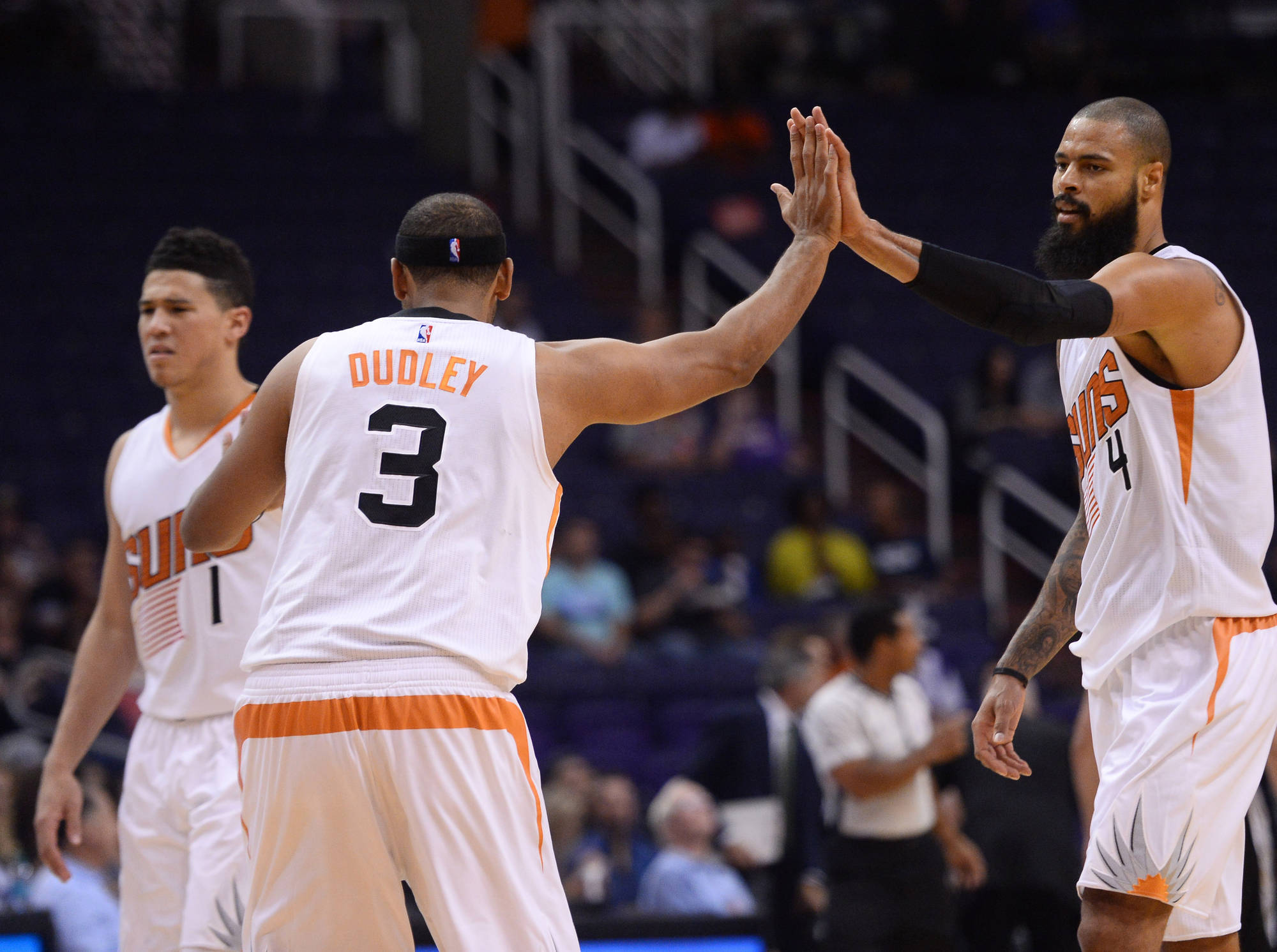 The Phoenix Suns are going to record high fives this season