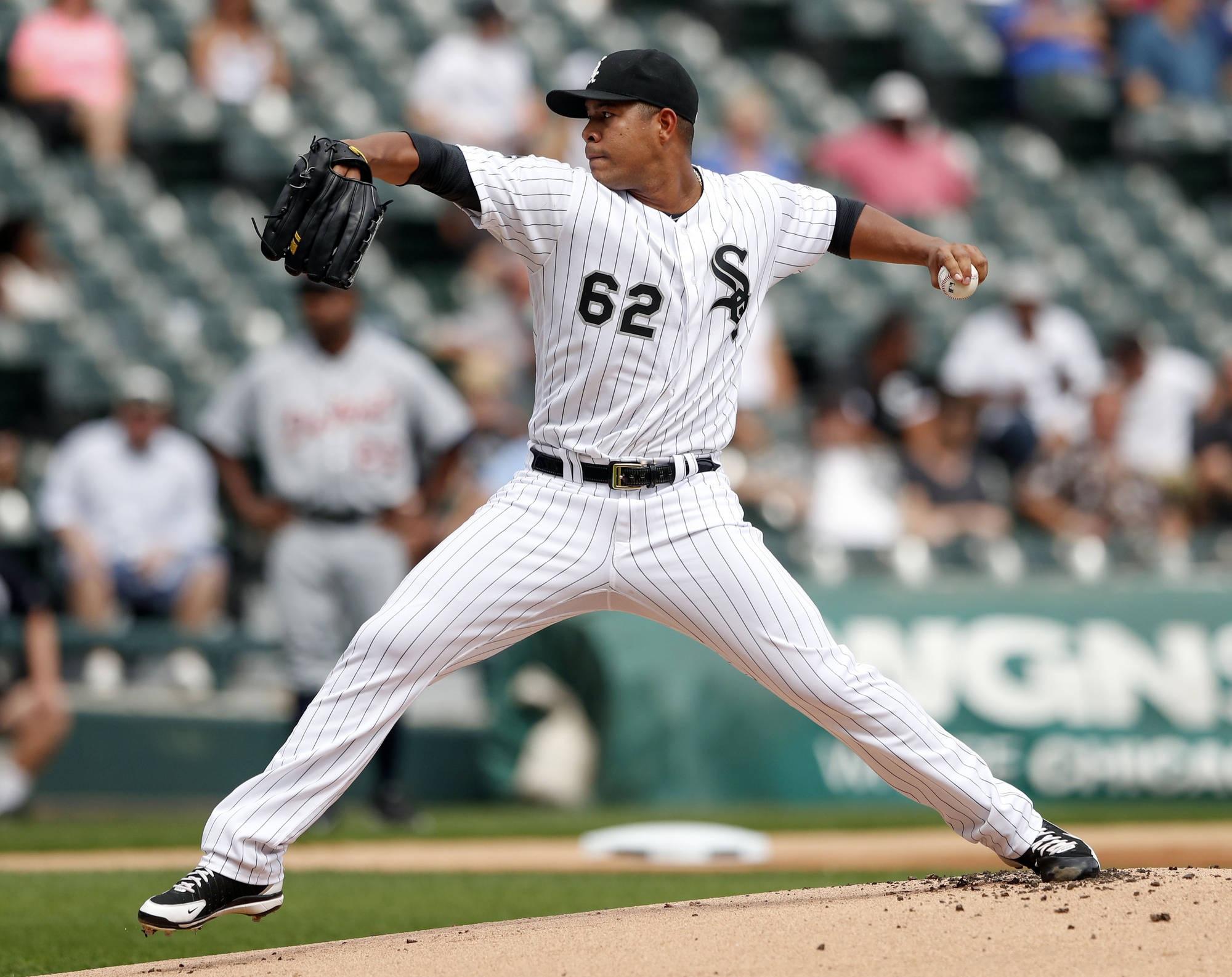 Do the Texas Rangers have the prospects to acquire Jose Quintana?