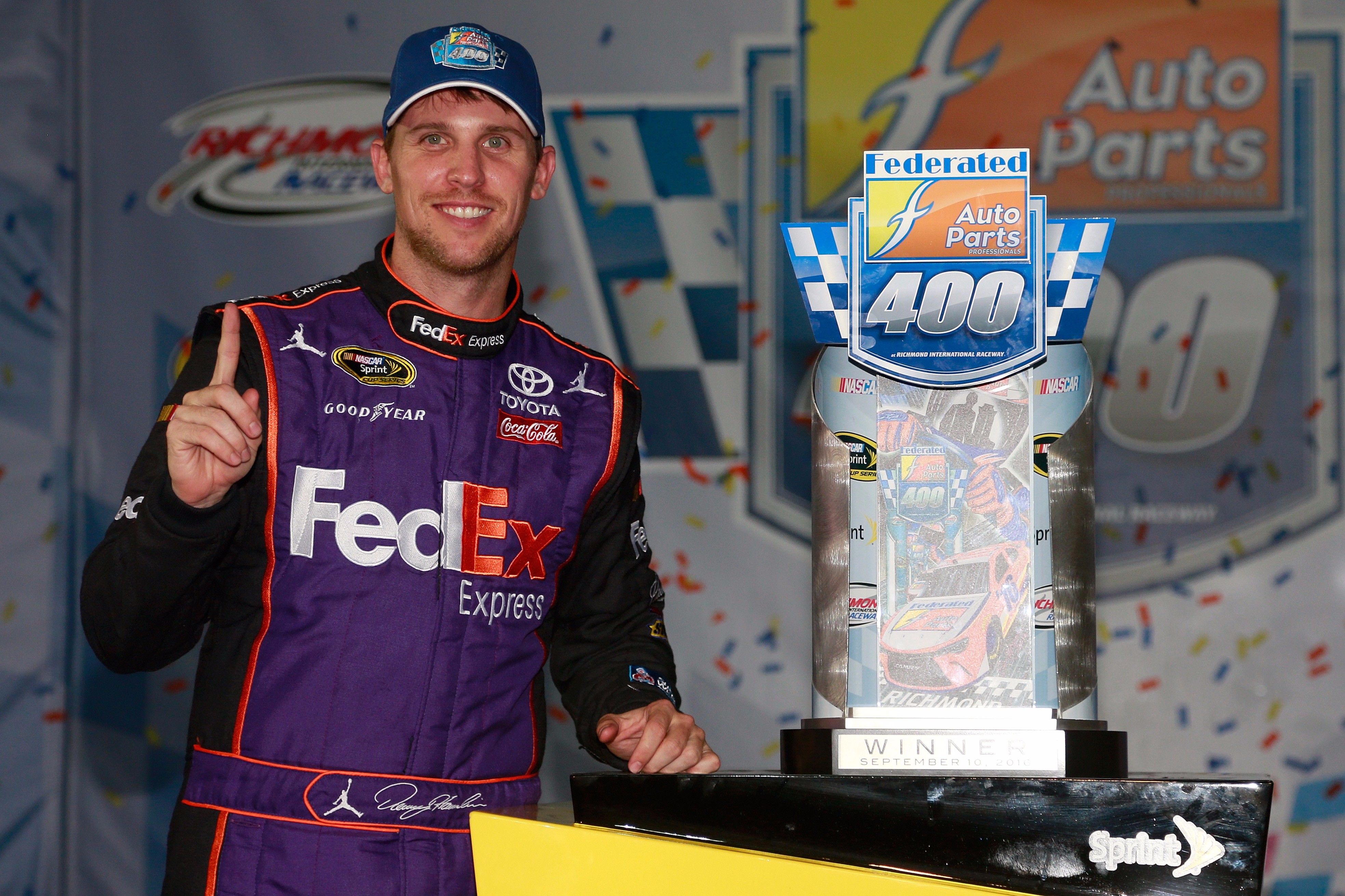 Hamlin Wins at Richmond - Chase Field Set For Top 16