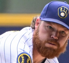 Brewers Offense A No-Show In 4-1 Loss
 