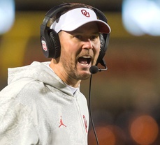Lincoln Riley is running from adversity
