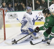 Ajax Native Shines in Stars 6-3 Thumping over Leafs