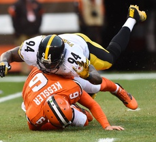 Steelers defense comes alive in rout of Browns
