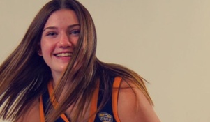 Lily Graves Basketball Profile