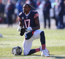 The Eagles need to peruse Alshon Jeffery, and they need to peruse him hard