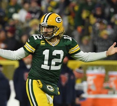 Fuller's Packers Report Card Week 14: An Injured Aaron Rodgers STILL Owns the Bears