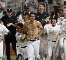 WATCH: Vanderbilt rallies to beat Stanford on a wild pitch