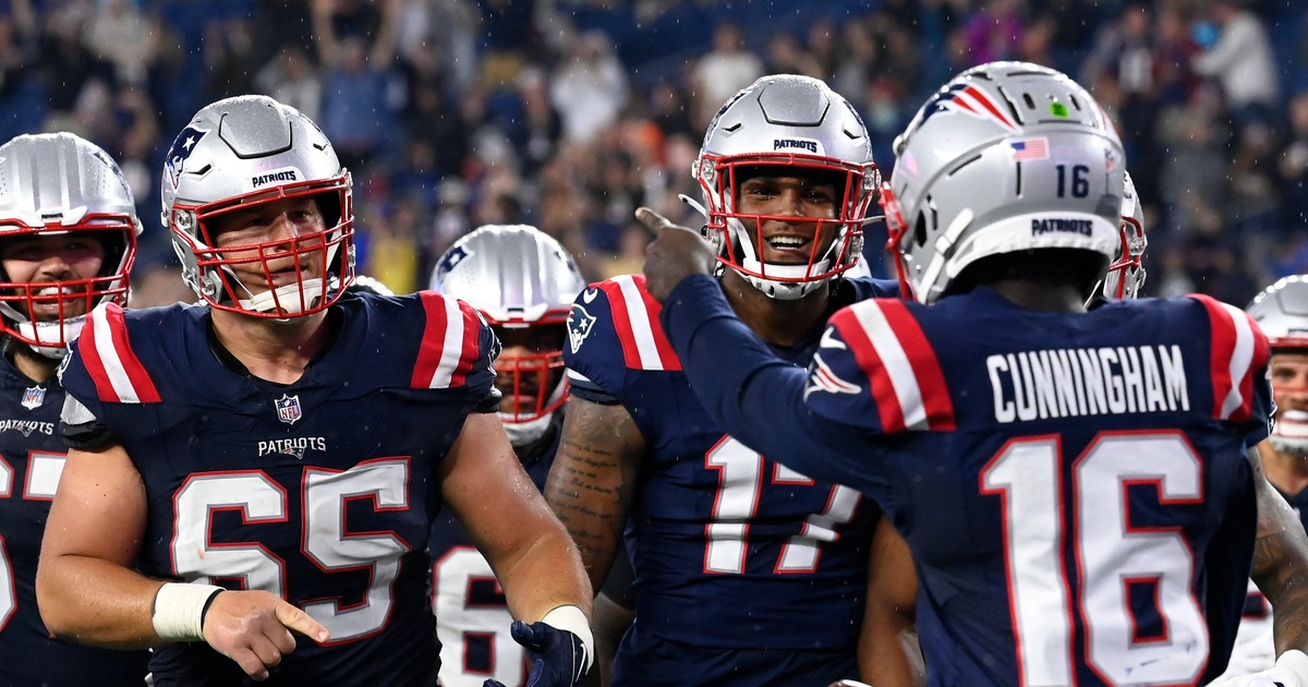 New England Patriots: Cunningham's 'Malik Magic,' Keion White, offensive  line struggles vs. Texans