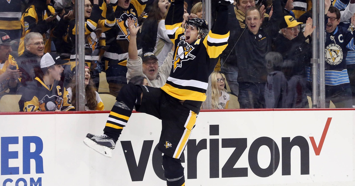 SportsBlog :: Glenn's Sports Gallery :: Penguins 8 Ball Capitals In ...