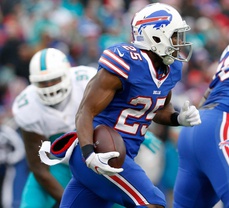Would The Rumors Of LeSean McCoy Coming Back To Philly Be A Smart Move?