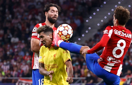 MUST-SEE: Atletico Madrid striker sent off for kicking his opponent in the face!