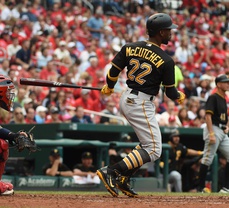 4 Reasons Why the Pirates should Trade Andrew McCutchen