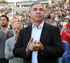 Arena Named USMNT Coach - Again