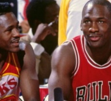 NBA Rewind: 1988 Slam Dunk Contest; 'Nique and Jordan rock the Windy City