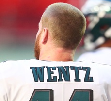 Eagles trade Carson Wentz to the Colts