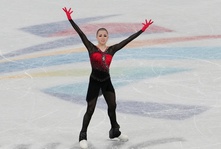 MUST-SEE: 15-year-old figure skater becomes the first to land a quad at the Olympics