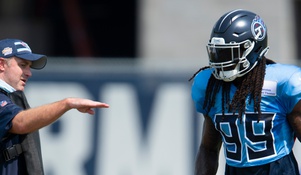 Former Titan Jadeveon Clowney signs with the Browns