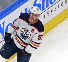 Oilers Star Connor McDavid Has tested positive for COVID-19 and how this effects major sports