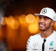 Lewis Hamilton not ready to concede 2016 title yet