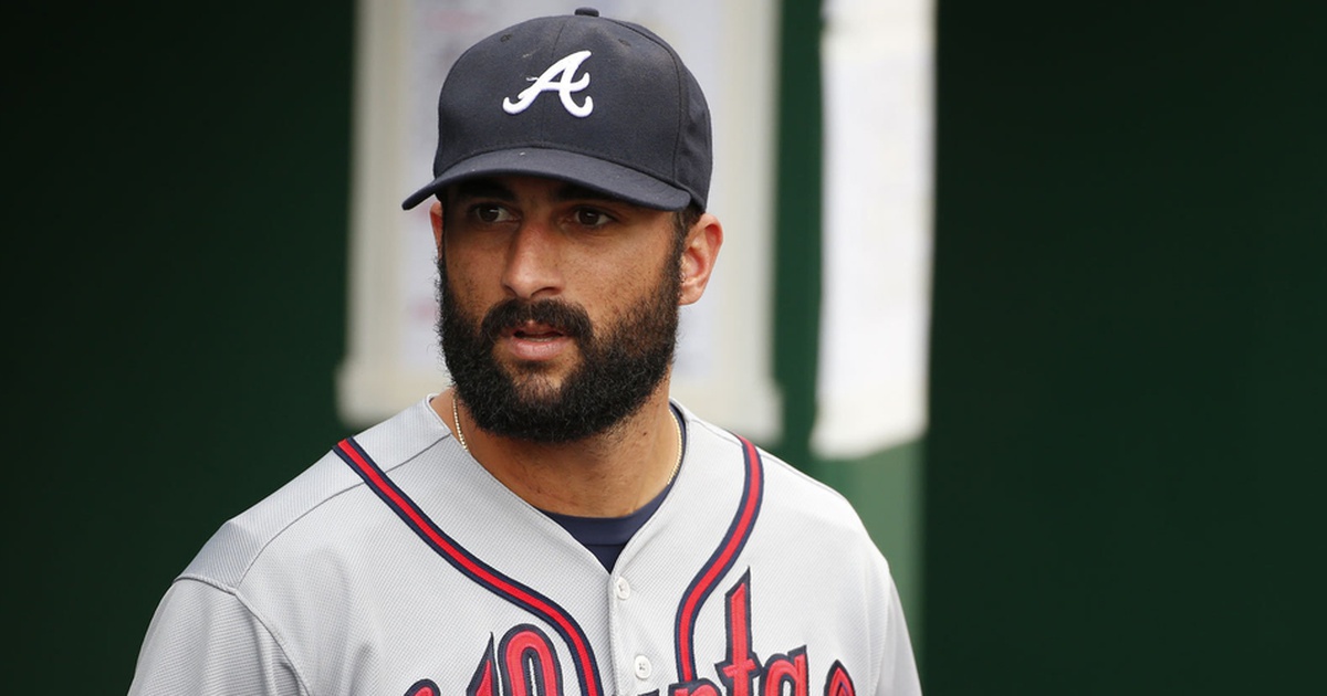 Nick Rakis SportsBlog :: MTV's Hot Takes :: Nick Markakis Returns to Braves on One ...
