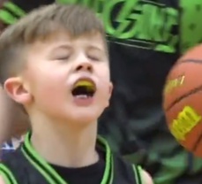 You don't want to mess with this third-grade basketball team! 