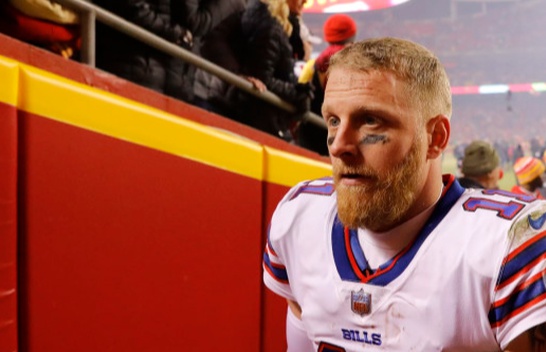 Amidst injuries, Buccaneers sign FA Cole Beasley to practice squad