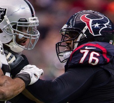 Texans trade former Pro Bowl Tackle Duane Brown to the Seahawks.
