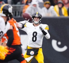 Steelers Advance to 7-4, Thanks to the Help of Their Offense?