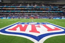 NFL London: The artificial turf is going to play a factor in Sunday's game