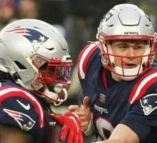 New England Patriots: Breakdown of Each Offensive Position Group 
