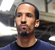 Shaun Livingston Retires From The NBA At Age 34.
