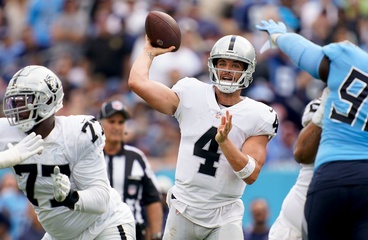 The Tennessee Titans have no business signing Derek Carr in free agency