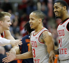No.19 Ohio State Comes From Behind to Beat No.23 Illinois.