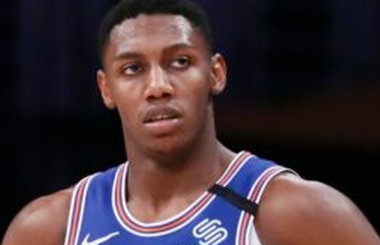 RJ Barrett Being Faded Out of Offense by Knicks Teammates?