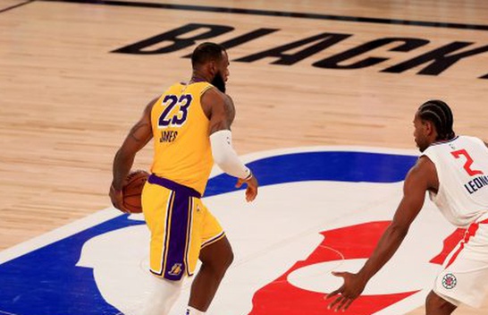 LeBron Hits Game Winner, Lakers Down Clippers