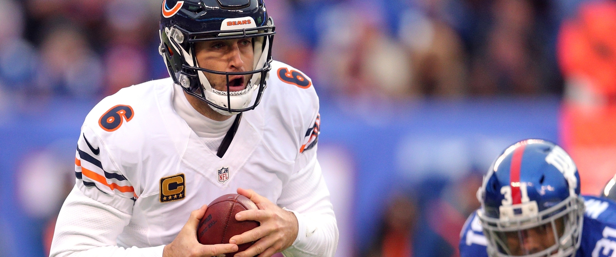 Jay Cutler Signs With Dolphins