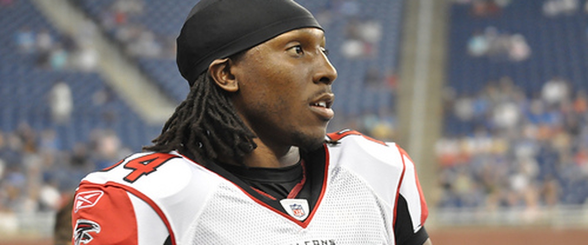 Former Atlanta Falcons WR Roddy White retires from the NFL, next stop Falcons Ring of Honor