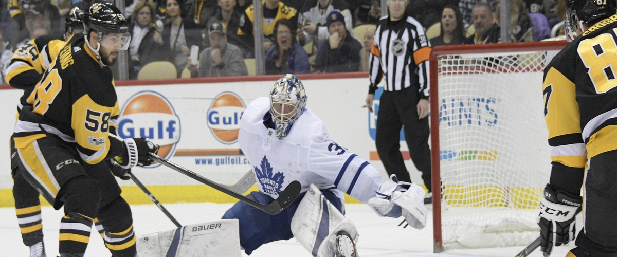 Maple Leafs Hold Off Penguins 