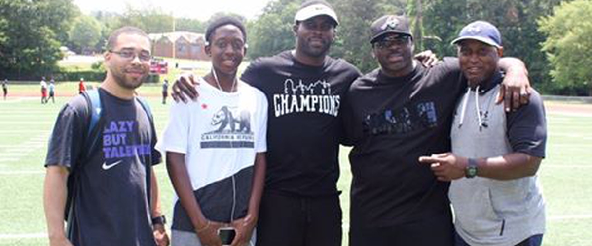 Mike Vick's Elite Playmakers Academy gets much love in Atlanta