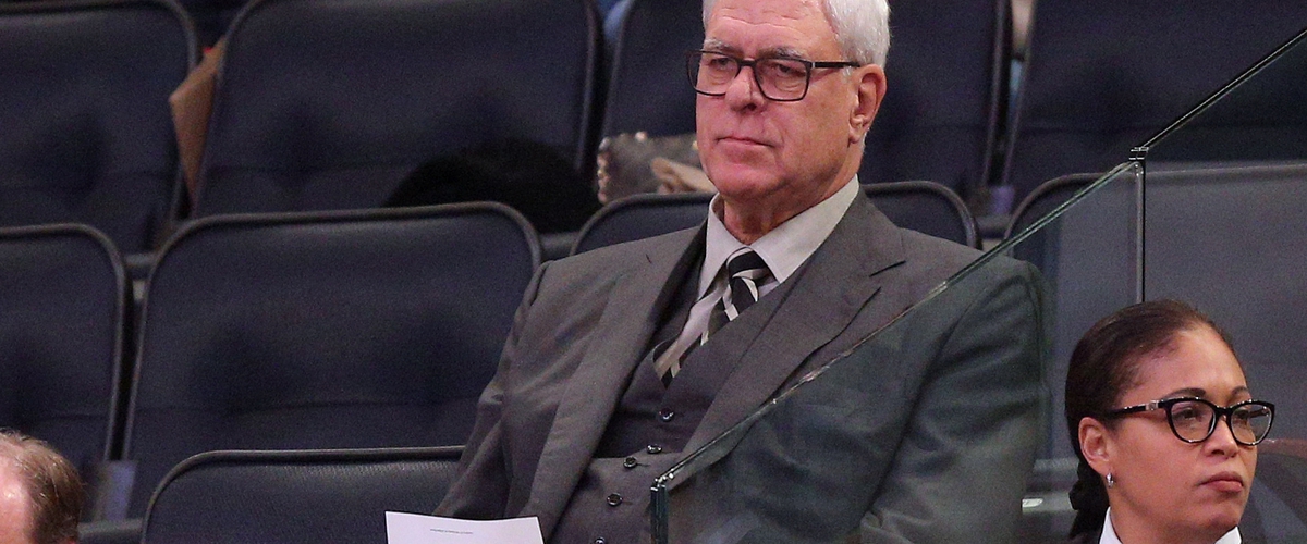 Phil Jackson Out in New York