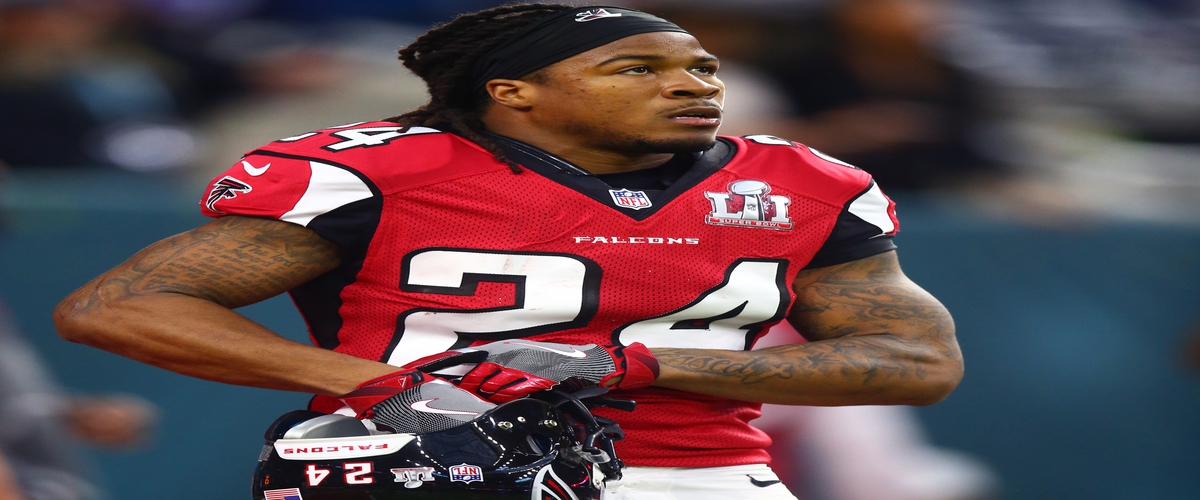 It's time for the Falcons to make a decision on the future of Devonta Freeman