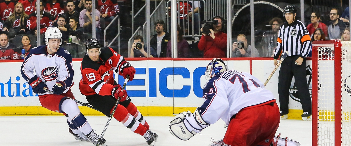 Bobrovsky Stands Tall in Blue Jackets Win Over Devils