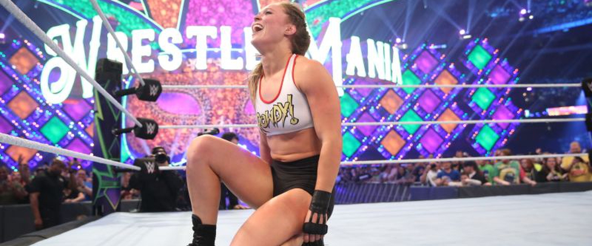 Ronda Rousey impresses in her WWE in ring debut