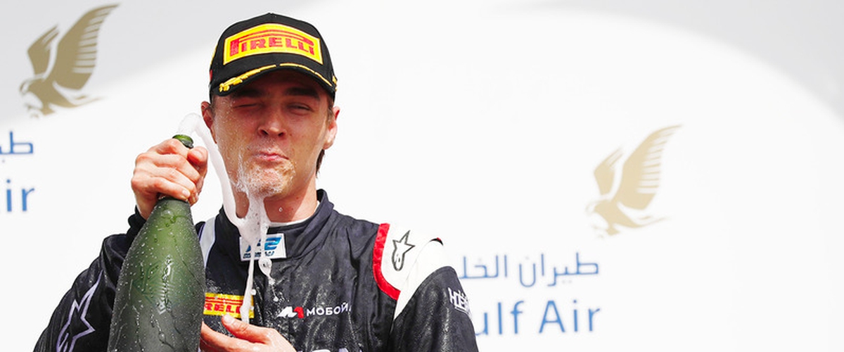 2017 F2 - Bahrain R1 - Artem Markelov Podium.png 2017 F2 - Bahrain R1 - Artem Markelov Podium.png