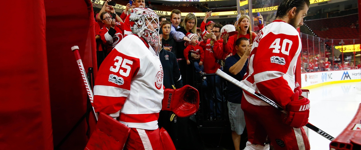 NHL: Detroit Red Wings at Carolina Hurricanes