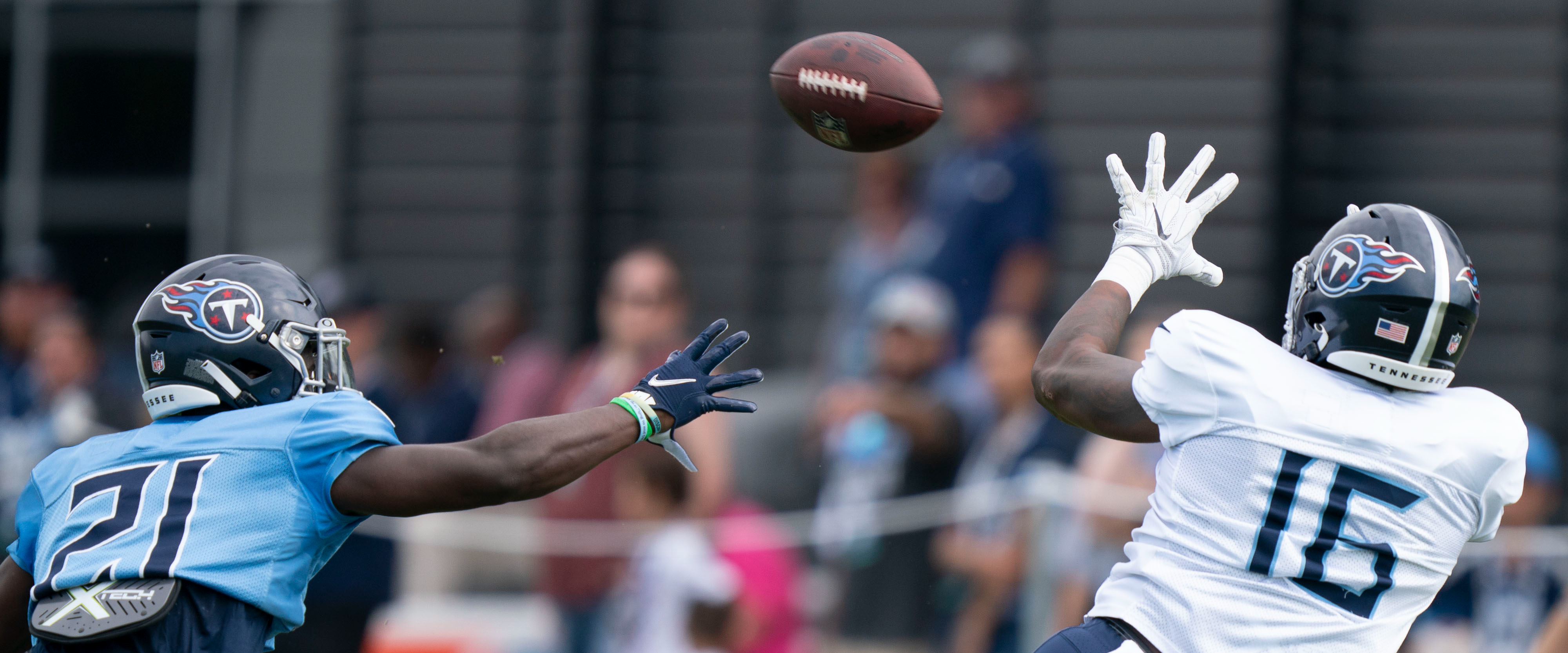 Titans: The best matchup battle in camp is between two rookies!